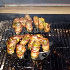 A picture of Smoked jalapeño poppers.