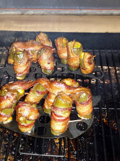 A picture of Smoked jalapeño poppers.