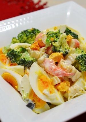 A picture of Gourmet Supermarket-inspired Shrimp, Broccoli, and Egg Salad.