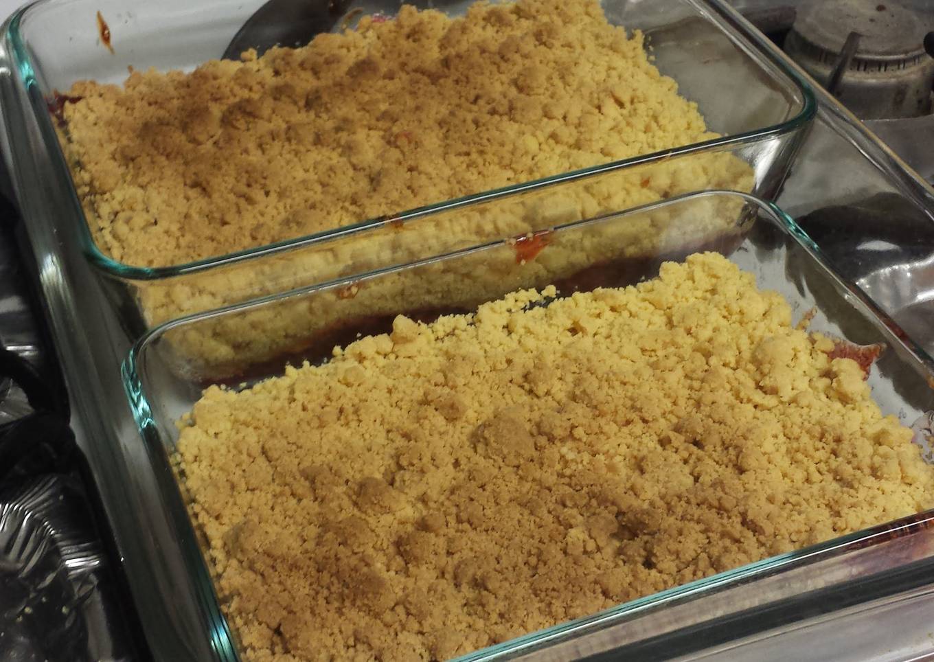 Cherry Crumble