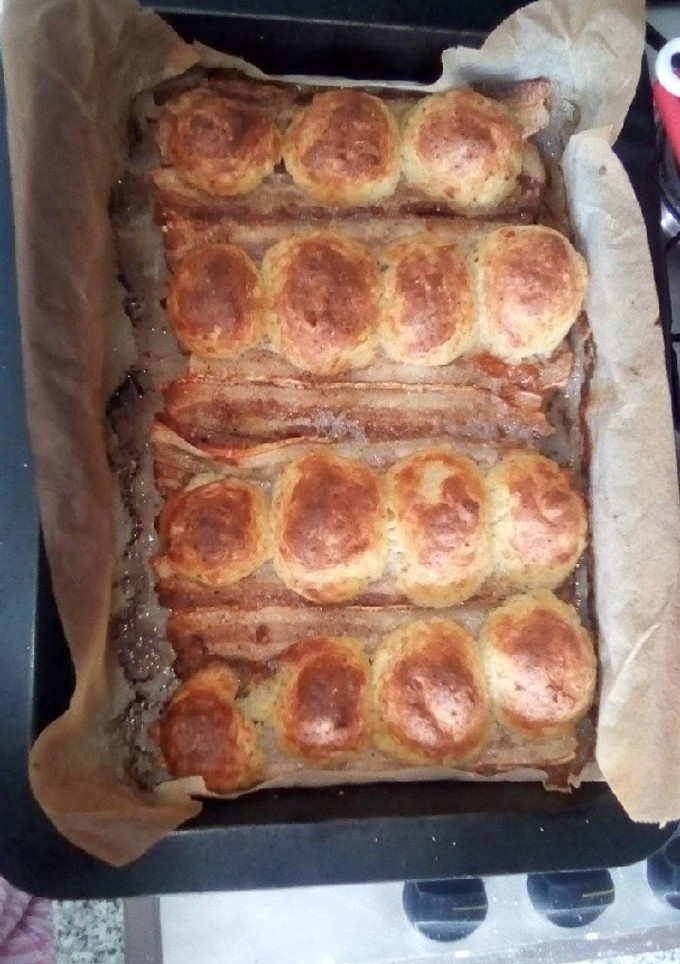 Una foto de Panceta fresca con bolas de papa