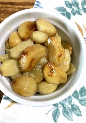 A picture of Roasted Garlic.