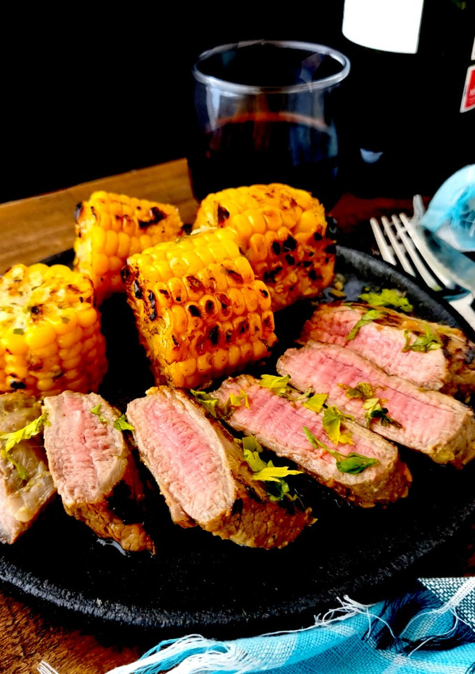Una foto de Filete de vacío marinado y al grill