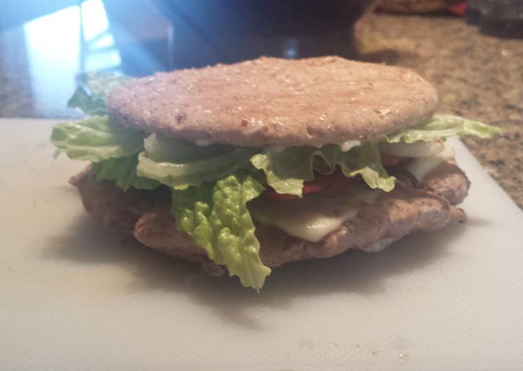 Recipe of Super Quick Homemade Turkey baconburger with grilled onion and garlic aioli