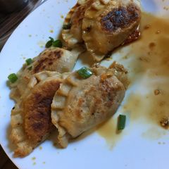 A picture of Vegan Pan-fried Dumplings.
