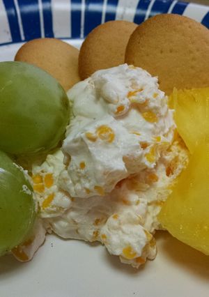 A picture of Mandarin Orange Fruit dip.