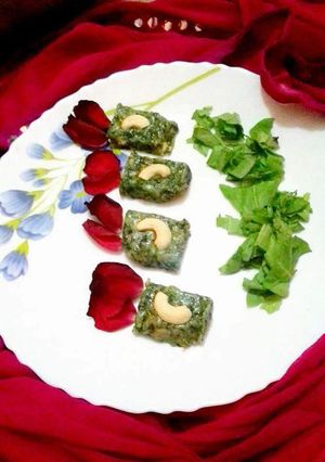 A picture of Palak ki barfi.