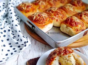 Gambar Cheesy Garlic Bread Roll
