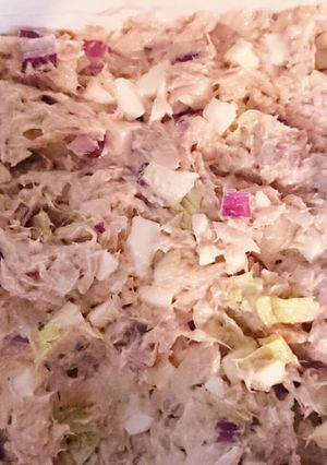 A picture of Healthy tuna snack.