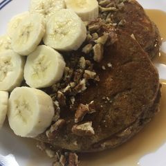 A picture of Sammies Banana Nut Protein Pancakes.