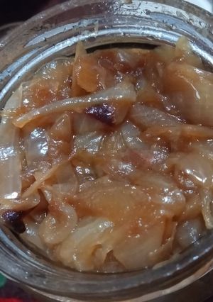 Una foto de Cebolla caramelizada (forma "tradicional" y no tradicional)