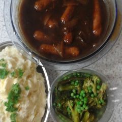 A picture of My Sausage and Onion Gravy 😊.