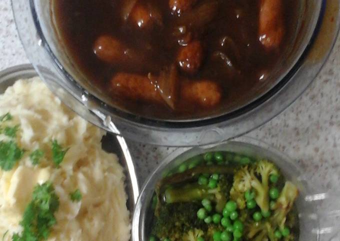 Easiest Way to Make Homemade My Sausage and Onion Gravy 😊