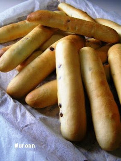 A picture of Mini Chocolate Bread Sticks.
