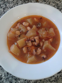 Una foto de Guiso de pulpo con patatas