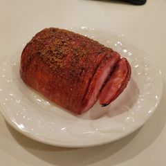 A picture of Honey Ham.