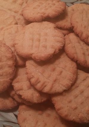 A picture of Delish Peanut Butter Cookies.
