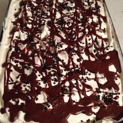 A picture of Oreo Pudding Pie.