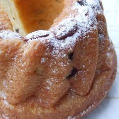 A picture of Soft and Moist Gugelhupf.