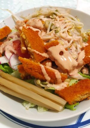 Una foto de Ensalada césar vegana