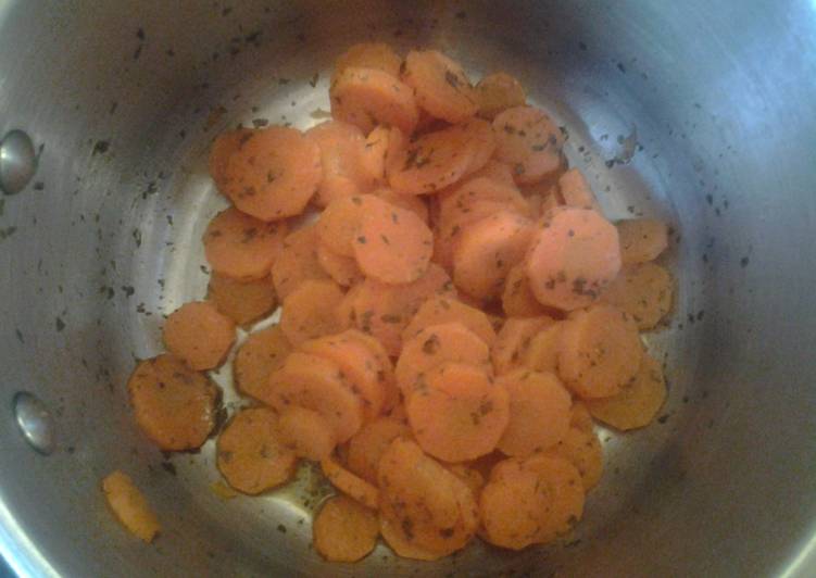Recipe of Favorite Orange glazed carrots