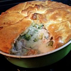 A picture of Chicken pot pie Mornay.