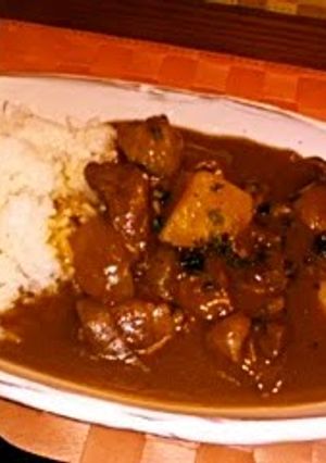 A picture of Umami-Packed Beef Tendon Curry.