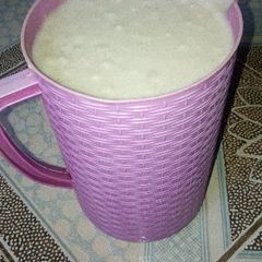 A picture of Kunun gyada with rice.
