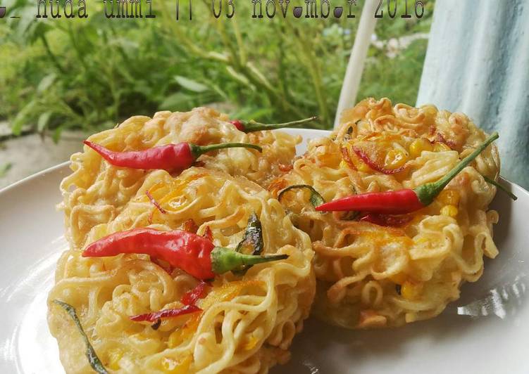  Resep  Bakwan  Mie pedes oleh El Huda Ummi Cookpad