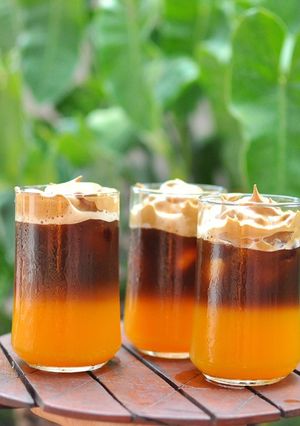 รูปของ Frothy Coffee with Orange Espresso