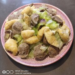 A picture of Cabbage with Pork Balls.