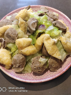 A picture of Cabbage with Pork Balls.