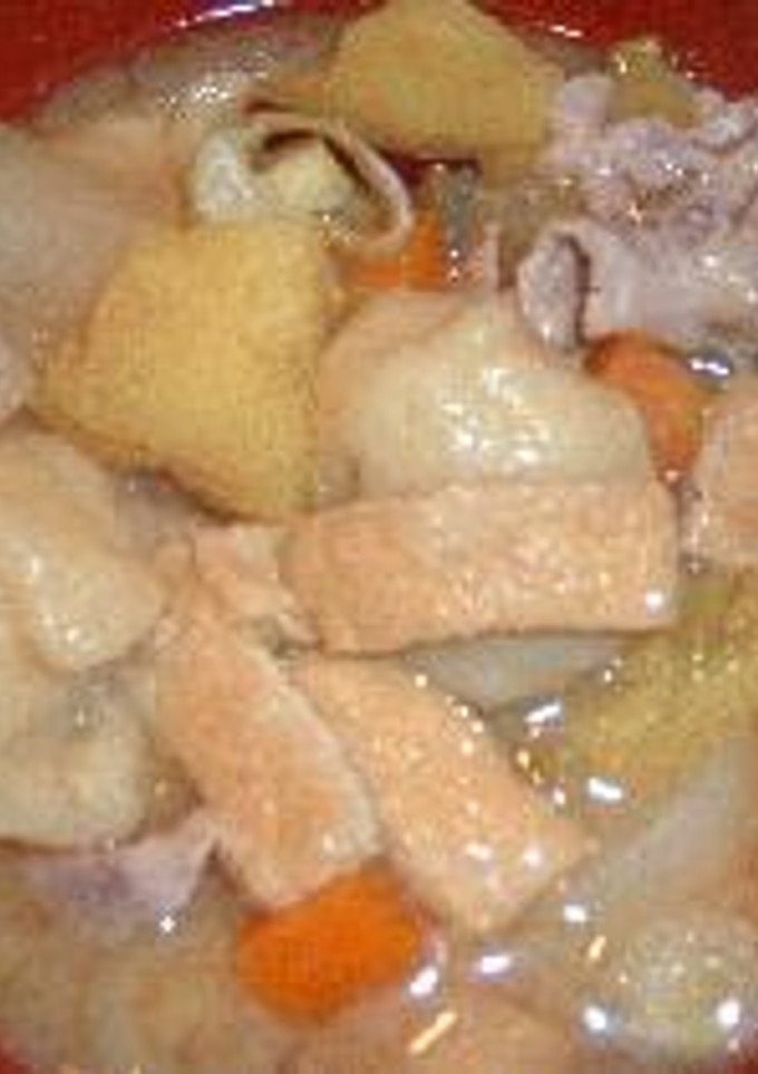 A picture of Suiton Dumpling Soup With Pork.