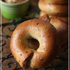 A picture of Sweet Potato Mini Bagels.