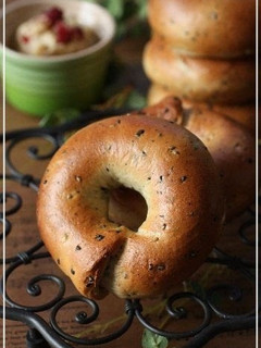 A picture of Sweet Potato Mini Bagels.