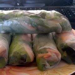 A picture of Turkey Wraps.