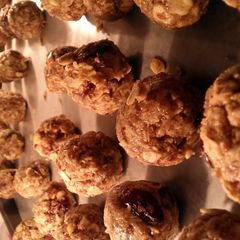 A picture of Granola Bites.