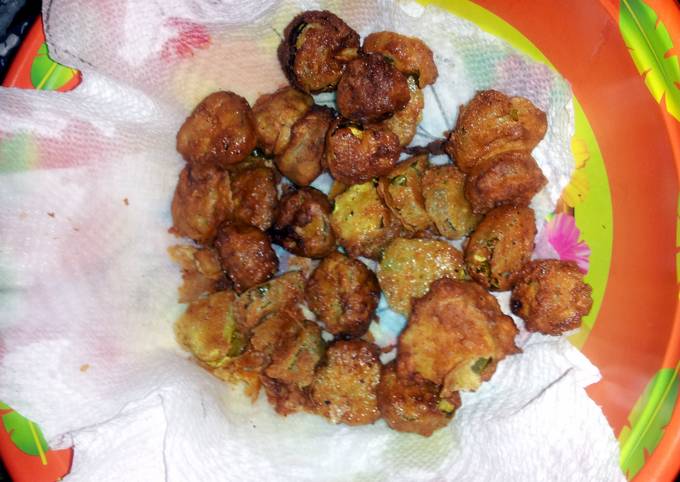 Deep fried pickles