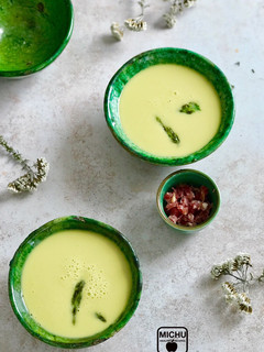 Una foto de Gazpacho verde