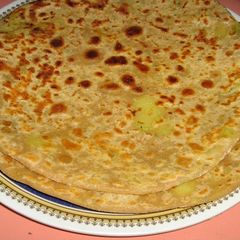 Dal paratha recipe | dal ka paratha | lentil stuffed paratha A picture of Dal paratha recipe | dal ka paratha | lentil stuffed paratha.
