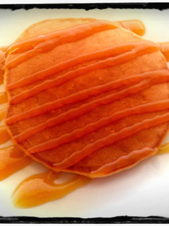 A picture of Momma's Apple pie pancakes.