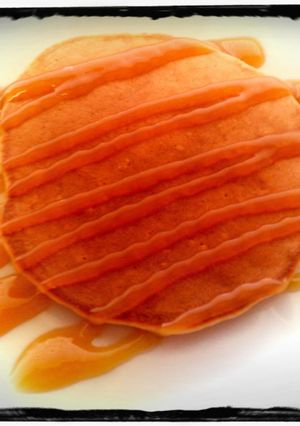 A picture of Momma's Apple pie pancakes.