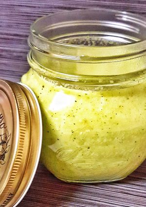 A picture of Salsa Verde.