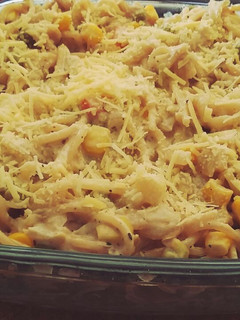 Foto de Macarrão com molho de frango e creme de leite