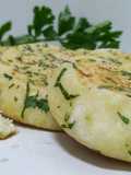 Cheese & Garlic Naan