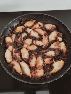 Una foto de Chipirones encebollados