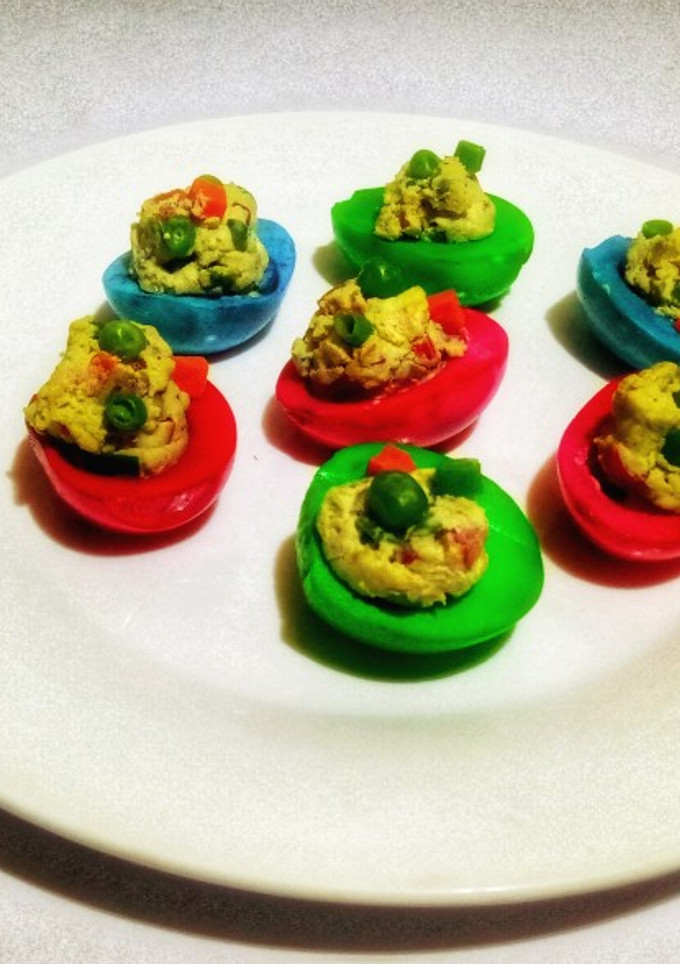 A picture of Deviled Eggs.