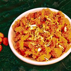 A picture of Semolina /Sujji Halwa With Jarggery.