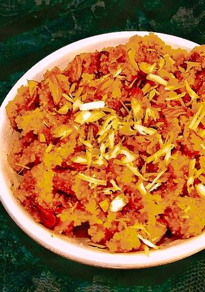 A picture of Semolina /Sujji Halwa With Jarggery.