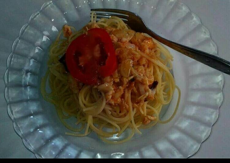 Spaghetti saos ayam pedas